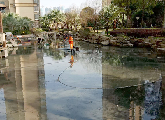 双台子景观池淤泥清理