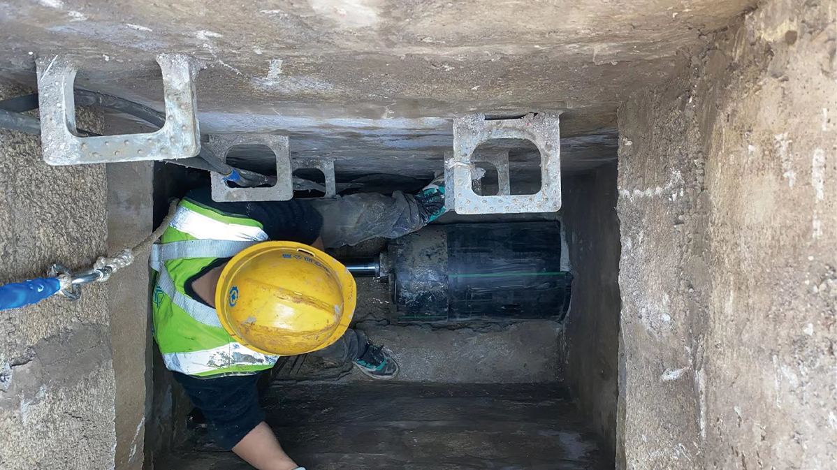 双台子HDPE短管内衬法